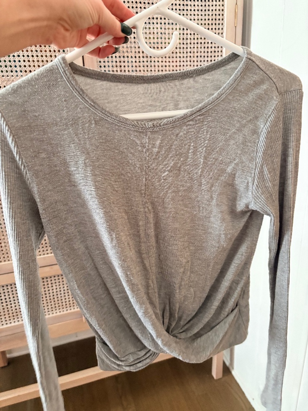 Alo Yoga Cover Long Sleeve Top Dove Grey Heather Size Medium